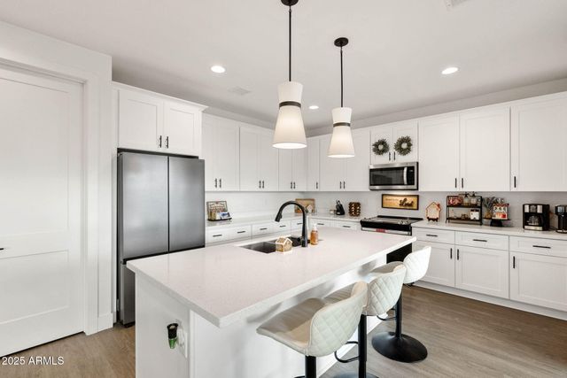 7615 E LOUIE Lane, Prescott Valley, AZ 86315