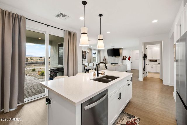 7615 E LOUIE Lane, Prescott Valley, AZ 86315