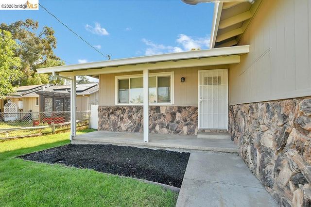 750 Beatrice St, Brentwood, CA 94513