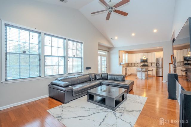 3 Lily Lane, Piscataway, NJ 08854