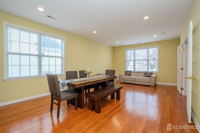 3 Lily Lane, Piscataway, NJ 08854