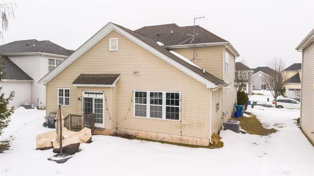 3 Lily Lane, Piscataway, NJ 08854