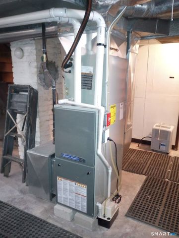 64 Moody Avenue, Fairfield, CT 06825