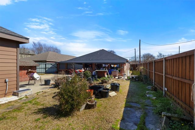 3809 S Peachtree Road, Balch Springs, TX 75180