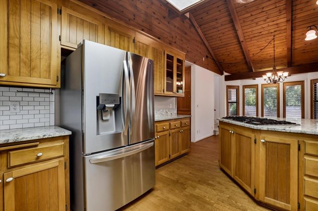 16209 Gibboney Ln, Grass Valley, CA 95949