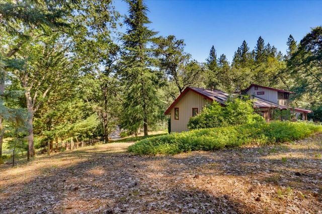 16209 Gibboney Ln, Grass Valley, CA 95949