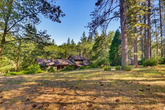 16209 Gibboney Ln, Grass Valley, CA 95949