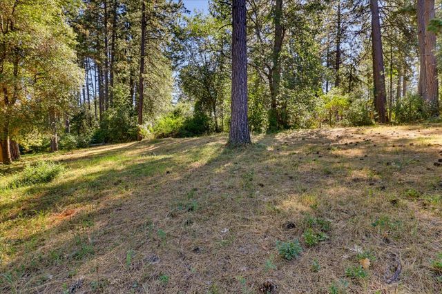 16209 Gibboney Ln, Grass Valley, CA 95949