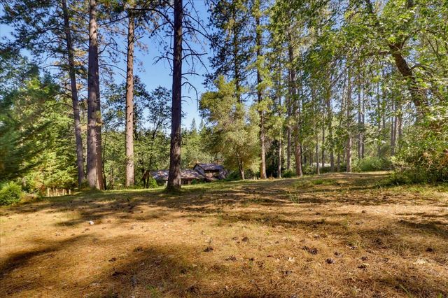 16209 Gibboney Ln, Grass Valley, CA 95949