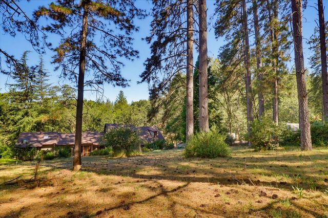 16209 Gibboney Ln, Grass Valley, CA 95949