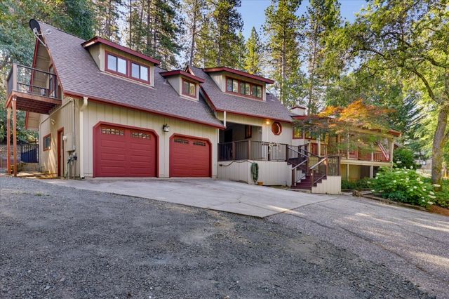 16209 Gibboney Ln, Grass Valley, CA 95949