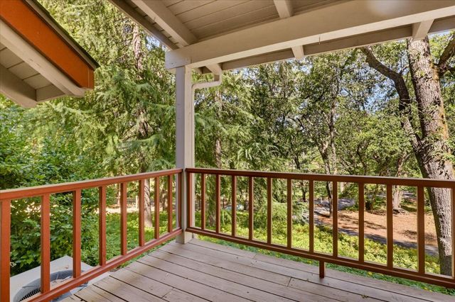 16209 Gibboney Ln, Grass Valley, CA 95949