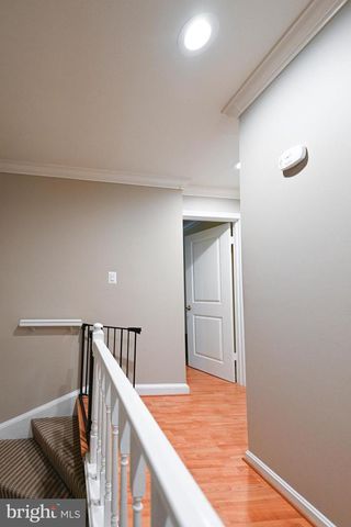 7377 MONTCALM DR, Mclean, VA 22102