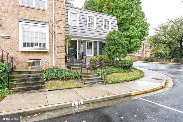 7377 MONTCALM DR, Mclean, VA 22102