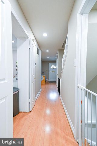7377 MONTCALM DR, Mclean, VA 22102