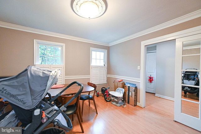 7377 MONTCALM DR, Mclean, VA 22102