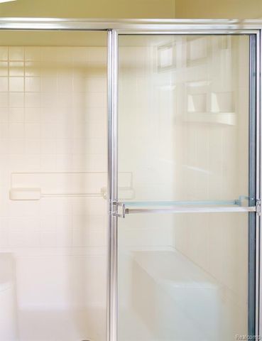 1803 Pinecroft Drive, Canton, MI 48188