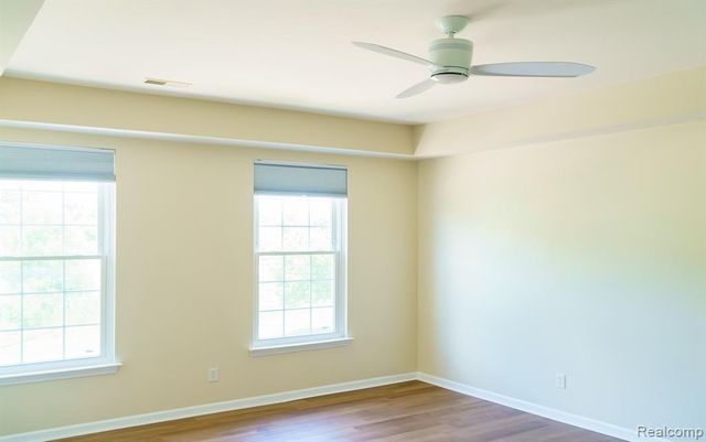 1803 Pinecroft Drive, Canton, MI 48188