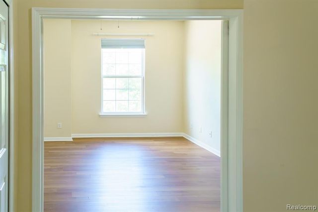 1803 Pinecroft Drive, Canton, MI 48188