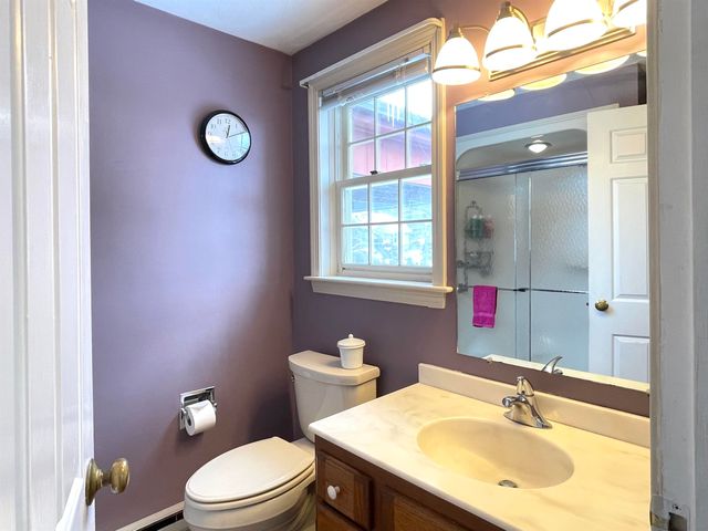 14 Colonial Sq Unit 14, Peterborough, NH 03458