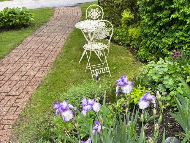 14 Colonial Sq Unit 14, Peterborough, NH 03458