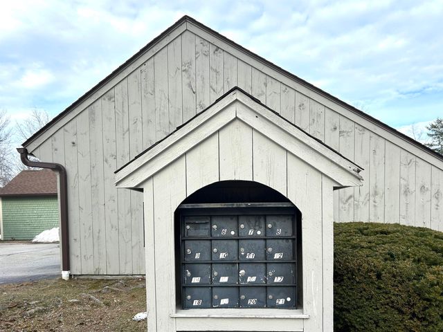 14 Colonial Sq Unit 14, Peterborough, NH 03458