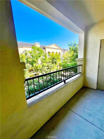 3334 Watermarke Place, Irvine, CA 92612