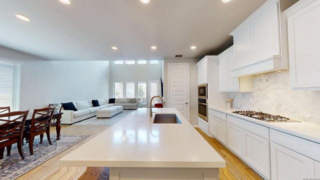 12540 LIBERTY HL, San Antonio, TX 78253