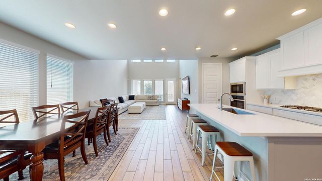 12540 LIBERTY HL, San Antonio, TX 78253