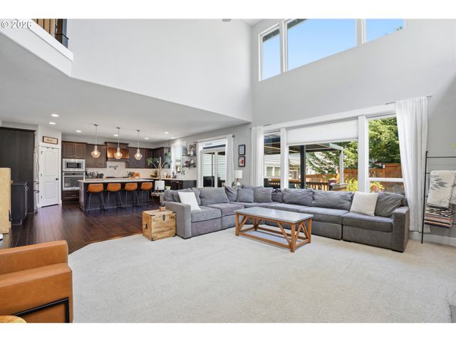 2709 Sw 43RD St, Gresham, OR 97080