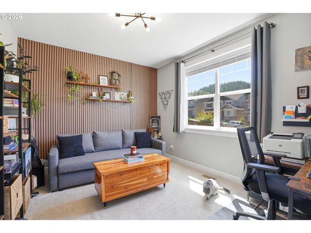 2709 Sw 43RD St, Gresham, OR 97080