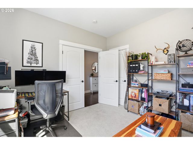 2709 Sw 43RD St, Gresham, OR 97080