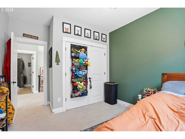2709 Sw 43RD St, Gresham, OR 97080