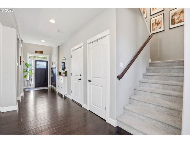 2709 Sw 43RD St, Gresham, OR 97080
