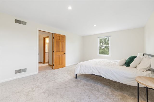 180 Great Road, Littleton, MA 01460