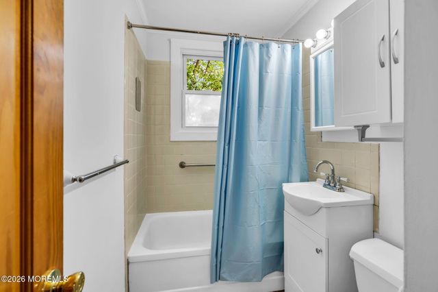 23 Belshaw Avenue, Eatontown, NJ 07724