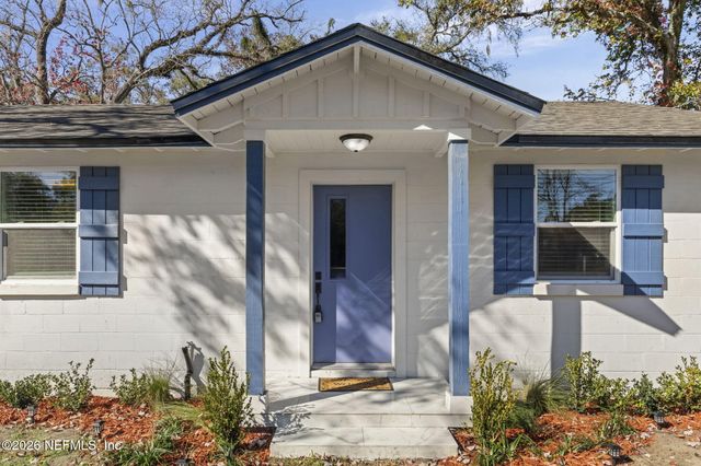 4977 CONNORS Street, Jacksonville, FL 32207