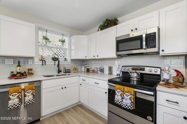 4977 CONNORS Street, Jacksonville, FL 32207