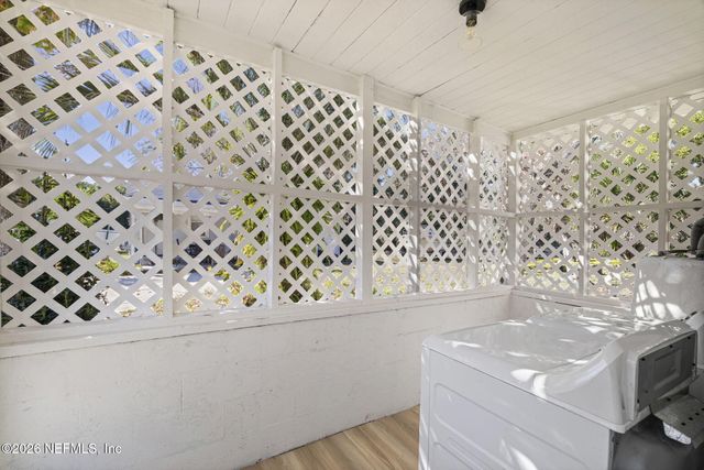 4977 CONNORS Street, Jacksonville, FL 32207