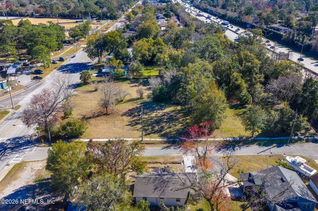 4977 CONNORS Street, Jacksonville, FL 32207