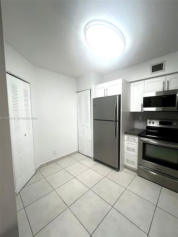 14012 SW 93rd Ln 14012, Miami, FL 33186