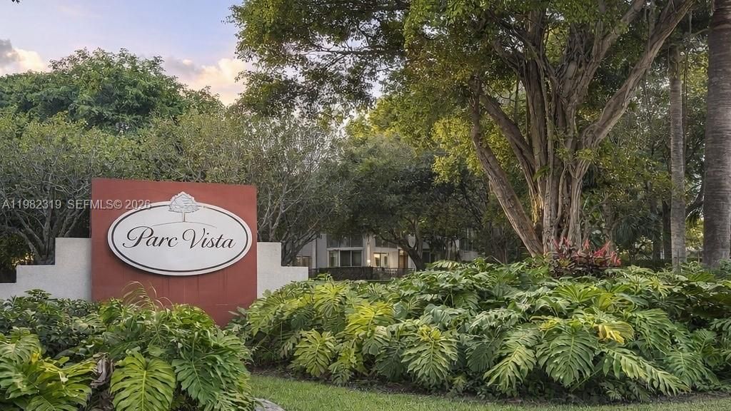 14012 SW 93rd Ln 14012, Miami, FL 33186