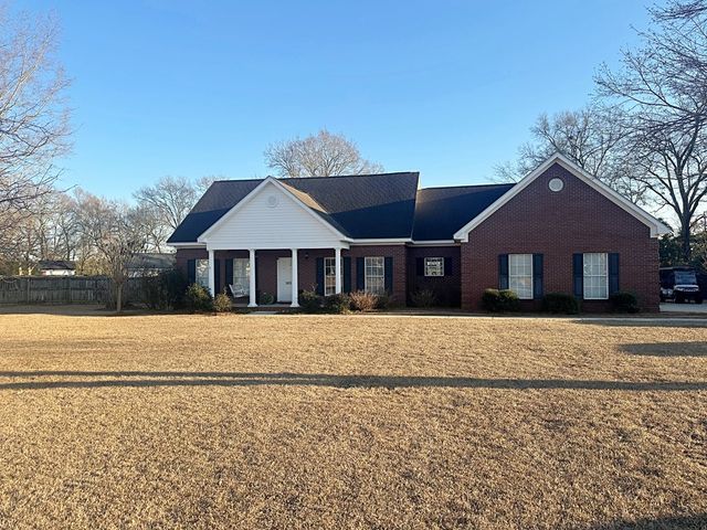 103 Canvasback Court, Dothan, AL 36305