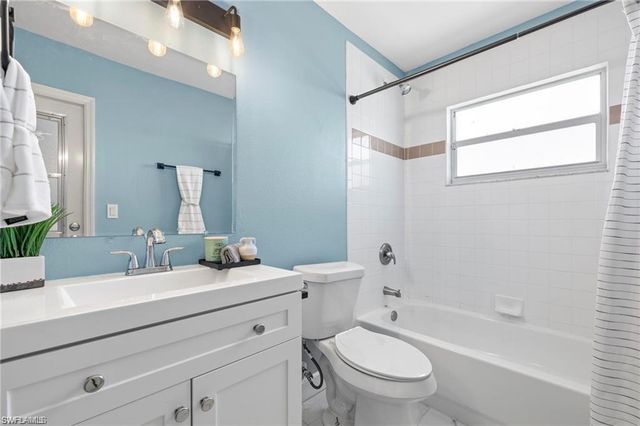 16725 Wellington Lakes CIR, Fort Myers, FL 33908