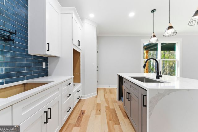 216 Galway Lane, Hampton, GA 30228