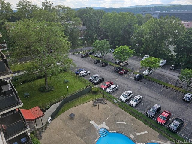 160 academy Street 3L, Poughkeepsie, NY 12601