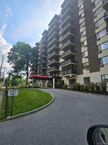 160 academy Street 3L, Poughkeepsie, NY 12601