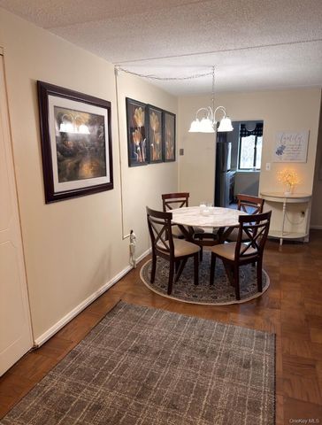 160 academy Street 3L, Poughkeepsie, NY 12601