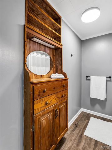 2803 Highway J, Bourbon, MO 65441