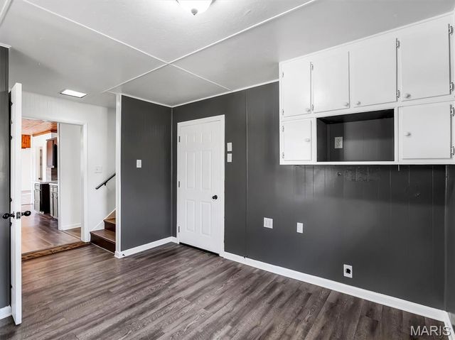 2803 Highway J, Bourbon, MO 65441